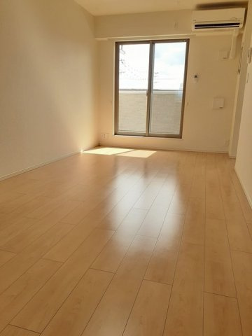 マジェスティックⅢの居間・リビング|広いリビング☆