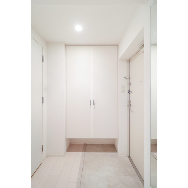 SERENiTE本町reflet