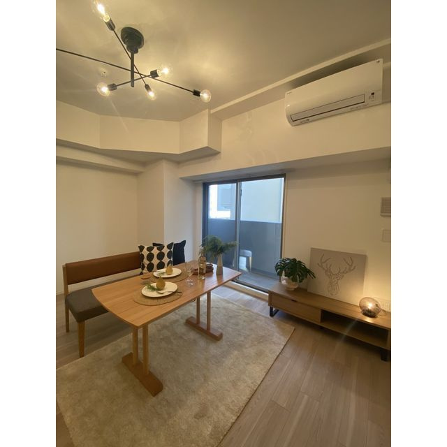 アドバンス江坂ラシュレの間取り