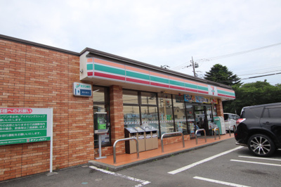 セブンイレブン 相模原城山川尻店まで800ｍ