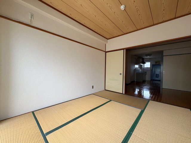 エルハイツ第4テラジマ