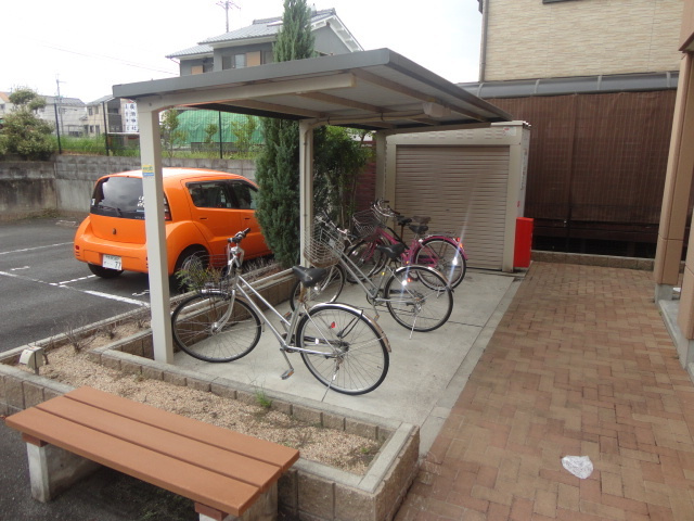 ディアグランディの駐車場