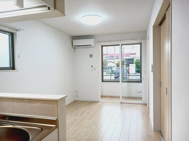 サンテェラスⅡ　Ａの居間・リビング|ゆったりとした居間です