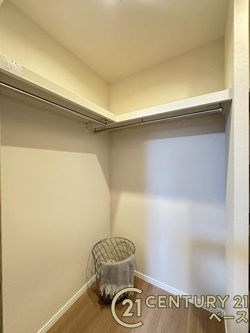 ふぁみーゆ大和高田の収納|■現地撮影写真■冬物のコートや小物までたっぷり収納可能！