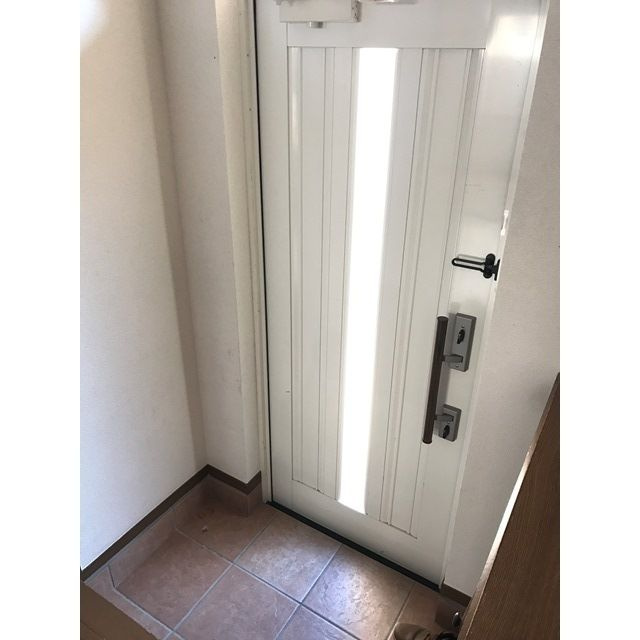 陽だまりの詩 樟葉Bの玄関