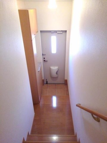 カトゥルセゾンの玄関
