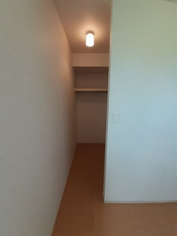 ア・ラ・モード中撫川の収納