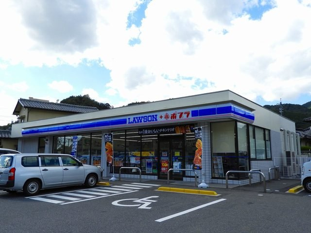 ティ・シュティル　Ⅲ番館の周辺|ローソンポプラまで1800m