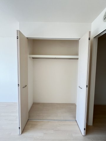 メゾン　ド　グラティアの収納