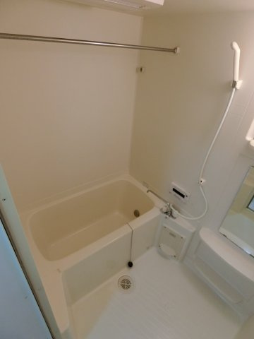 エヌリードの浴室