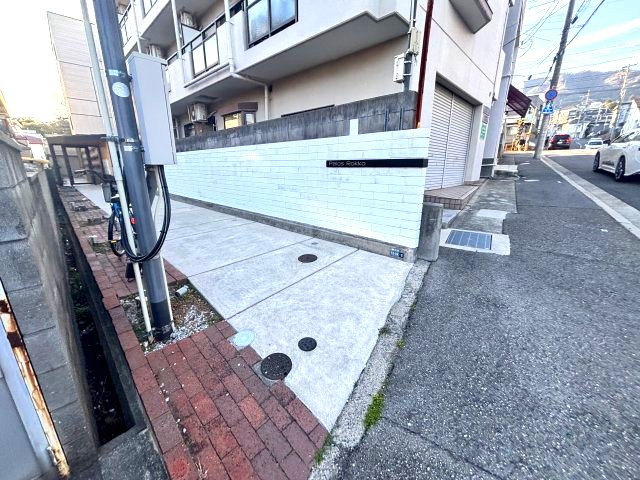 【IDC】パロス六甲の駐車場