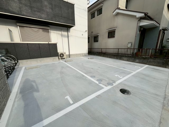 GARDENIA茨木の駐車場