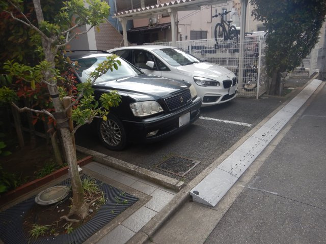 サンヴェール門前仲町の駐車場