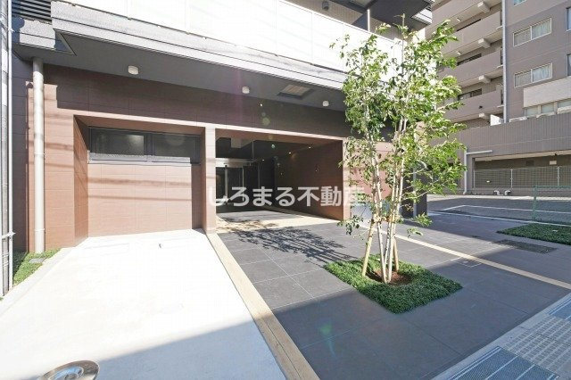 アルティザ南堀江のエントランス