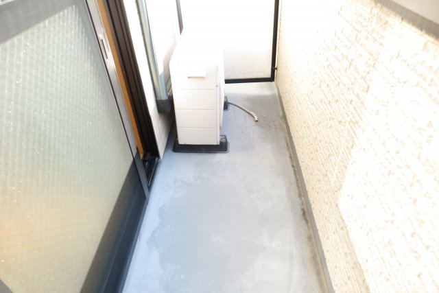 ラフィーネ住之江のバルコニー