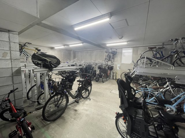 駐輪場