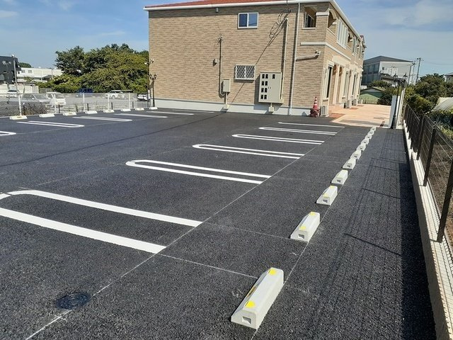 エスポワール旭台の駐車場|駐車スペースもあります