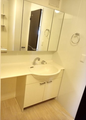 【洗面所】 | D-room伊勢丘 | 洗髪洗面化粧台