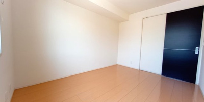 【寝室】 | D-room伊勢丘 | 洋室6帖