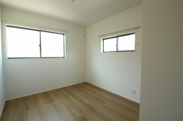 一宮中町　【特別価格】　新築戸建　⑨　　の洋室|2Ｆ　北東の部屋　5.3帖