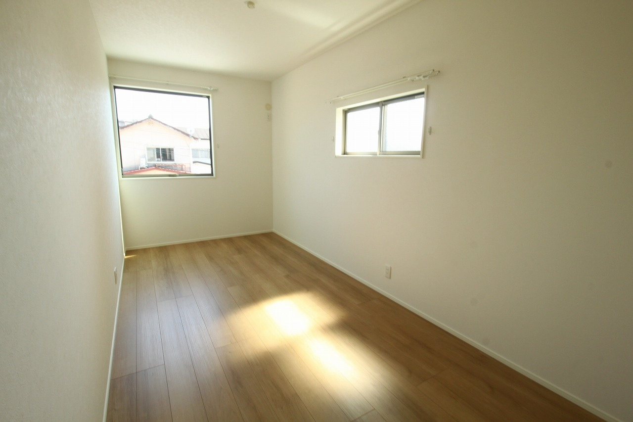 一宮中町　【特別価格】　新築戸建　⑨　　の洋室|2Ｆ　南西の部屋　6.8帖