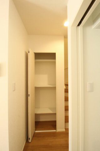 一宮中町　【特別価格】　新築戸建　⑨　　の収納|パントリー