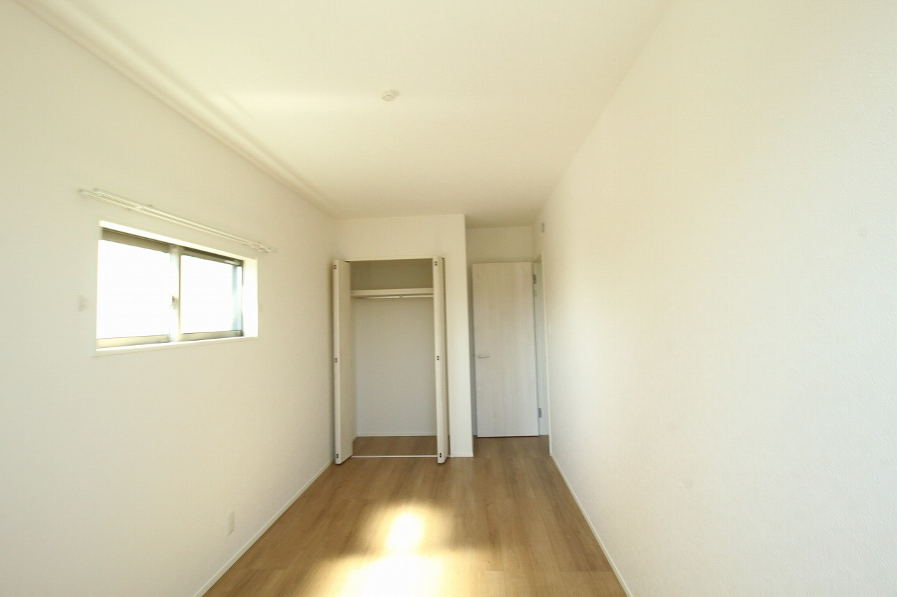 一宮中町　【特別価格】　新築戸建　⑨　　の収納|2Ｆ　南西の部屋　6.8帖