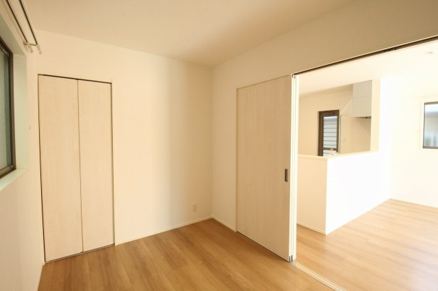 一宮中町　【特別価格】　新築戸建　⑨　　の洋室|1Ｆ　4.3帖
