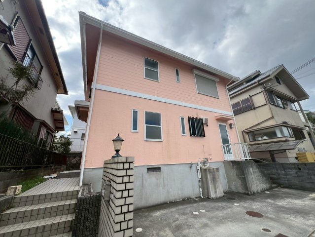 東白川台4丁目貸家の外観