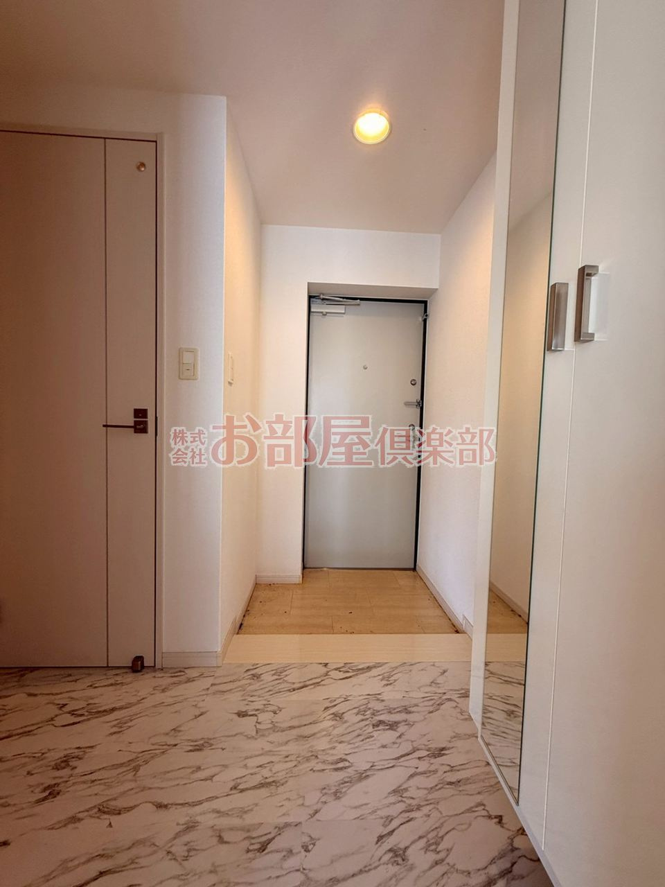 ヴィラ・ジャスミンの玄関|毎日通る玄関はこちらです