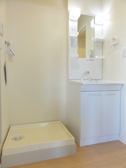 メゾン アネシスの洗面所|洗面脱衣所