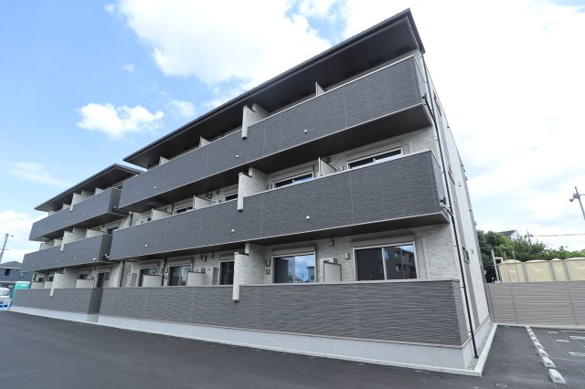 橿原市法花寺町のアパート