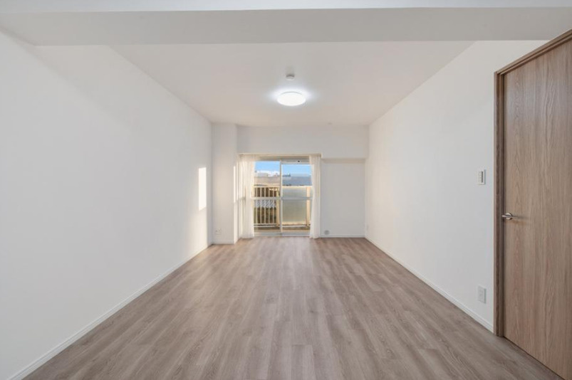 ローズハイツ夙川の居間・リビング