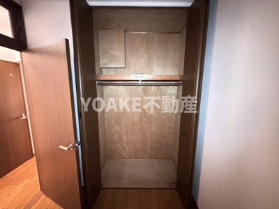 【収納】 | コーポレート中央林間2号棟 | 画像は別部屋のものです。相違がある場合、現況優先。