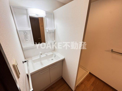 【洗面所】 | コーポレート中央林間2号棟 | 画像は別部屋のものです。相違がある場合、現況優先。