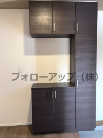 リーブルガーデン筑後市長浜第四の玄関|収納もある玄関です