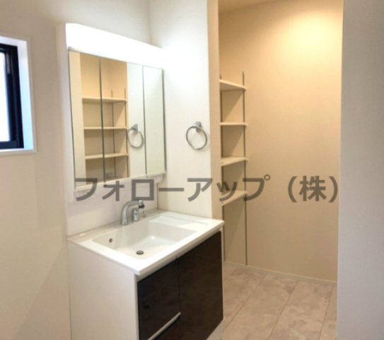 リーブルガーデン筑後市長浜第四の独立洗面台|独立洗面台です