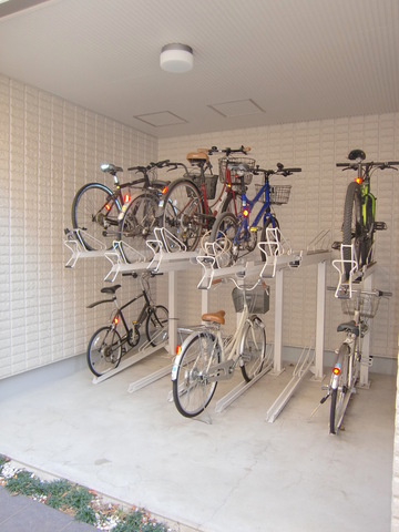 アベニーレ・東向島のその他共用部分|★敷地内屋根付駐輪場★
