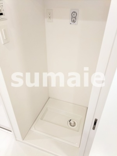 ゼルコヴァの洗面所|室内洗濯機置き場です。