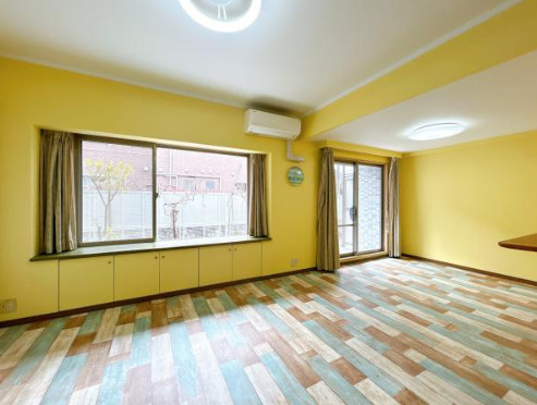 クレストテラス佐鳴台　中央区佐鳴台5丁目の洋室