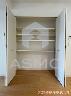 【収納】 | グレンパーク梅田北 | 同建物内参考写真
