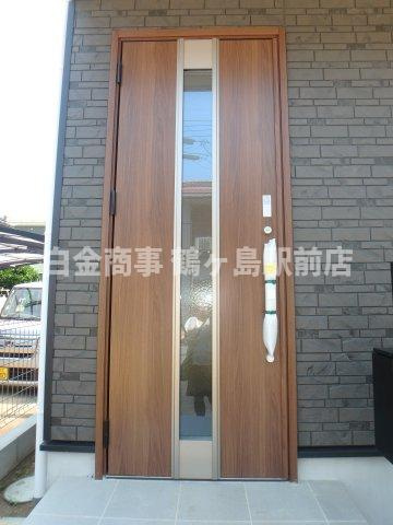 鶴ヶ島市藤金新築戸建の玄関