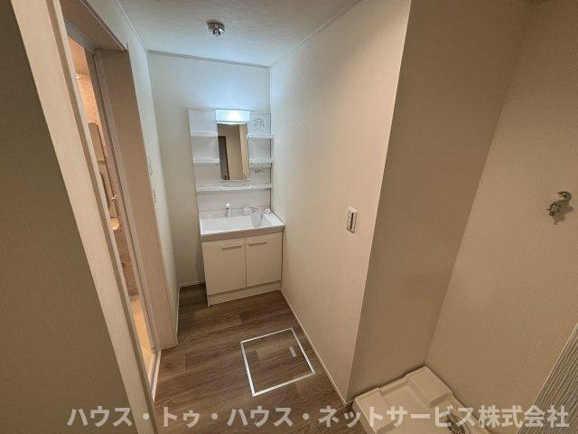 ボヌールメゾンCの独立洗面台