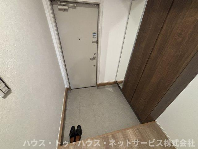 ボヌールメゾンCの玄関