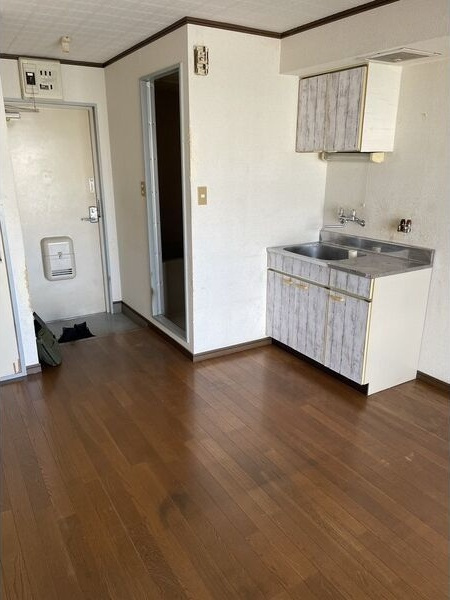 宝生ハイムの居間・リビング