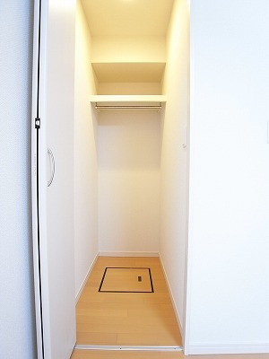 リブリ・黒砂台の収納|大きなものも収納できそうです