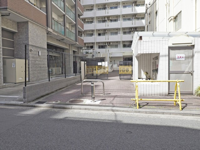 グローリア初穂横浜の外観