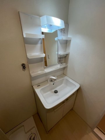 ファミーユ仁川の洗面所