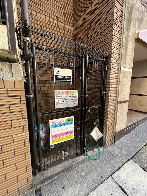 グランディア花隈駅前の外観