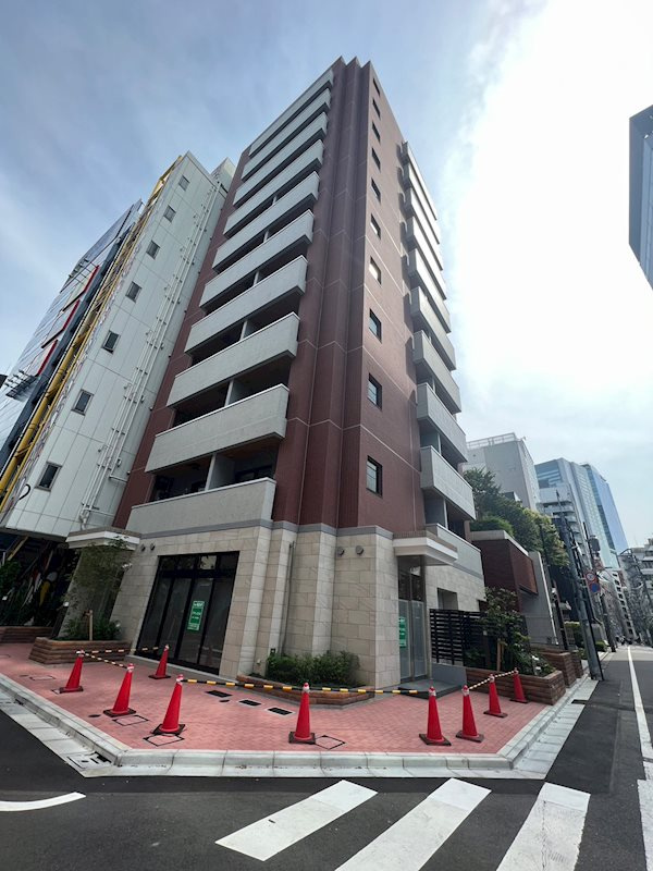 アマンＥ．Ｓ．Ｋ．青山